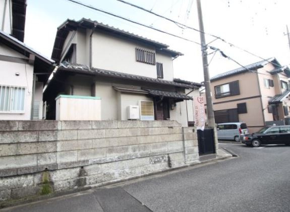 【土地】日高市高萩建築条件無し売地の外観|開放感ある角地です