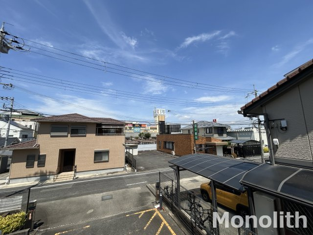 ロイヤルフラット壱番館の展望