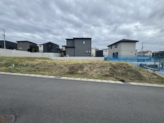 名古屋市緑区鳴海町字大清水の前面道路含む現地写真