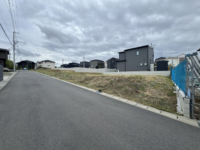名古屋市緑区鳴海町字大清水の前面道路含む現地写真