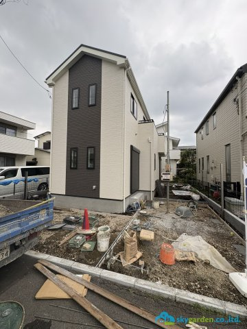 藤沢市大鋸　新築戸建　全1棟の駐車場