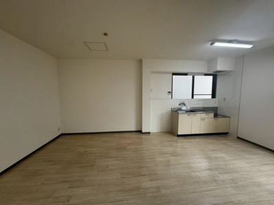 【居間・リビング】 | 唐崎③店舗事務所