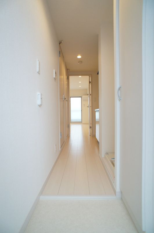 リブリ・OGW蕨 Ⅱの玄関
