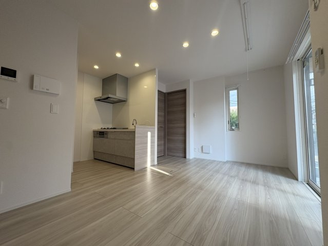 【居間・リビング】 | D-ROOM神明町ⅡB | ※同物件・同タイプの写真です。