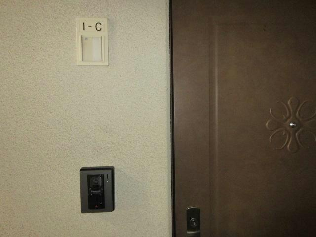 コーポフレンドの玄関