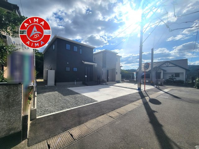 那珂川市山田第1-2棟（1号棟）の前面道路含む現地写真|見学の時間などお気軽にお問い合わせ下さい。