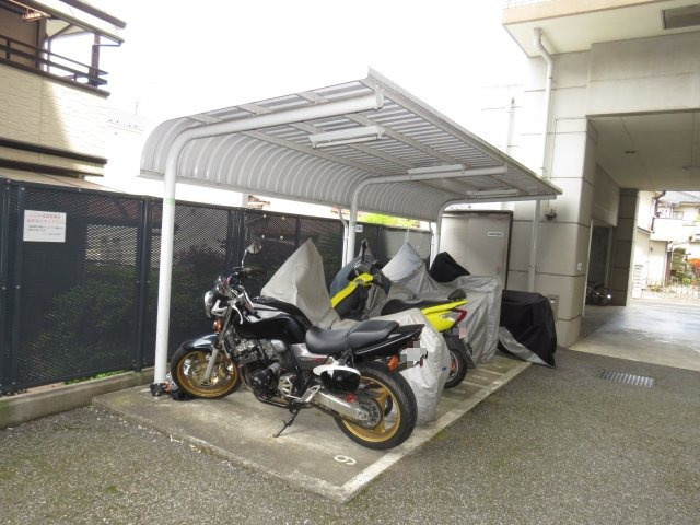 ダイヤパレス川越西小仙波のその他共用部分|バイク置場