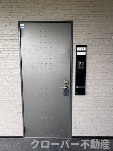 フォブールロジュマンⅠの玄関