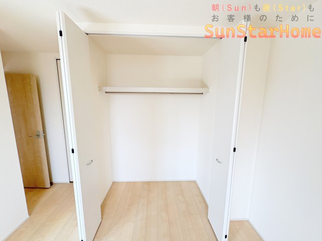 【サンスターホーム】青梅市今寺2丁目　新築12号棟の収納