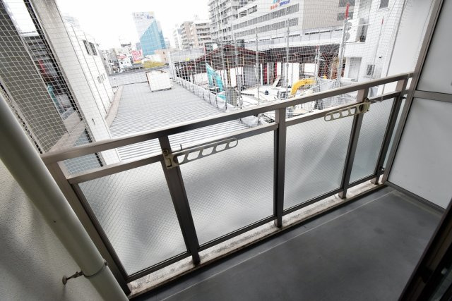 西宮市田中町の賃貸マンションのバルコニー