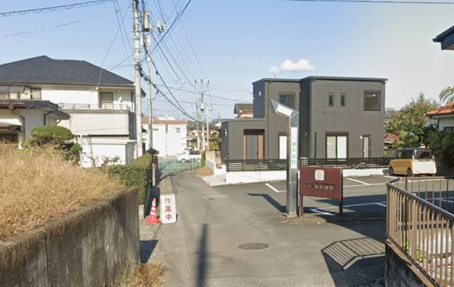 【土地】日高市高萩建築条件無し売地の前面道路含む現地写真|前面道路含む現地写真です