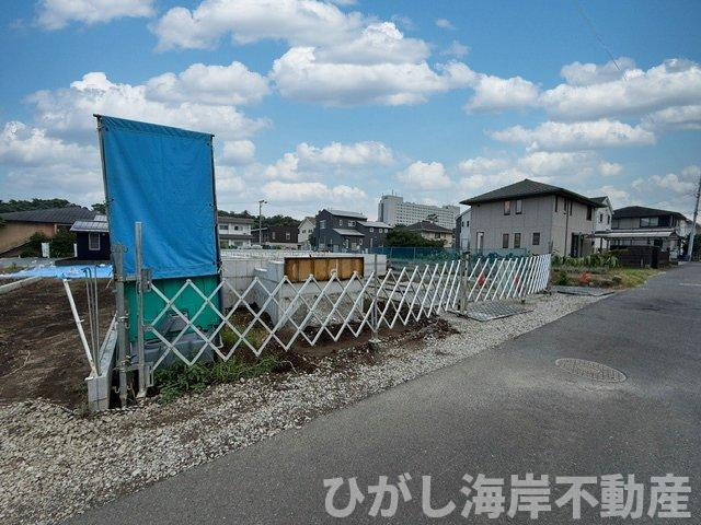 中郡大磯町国府本郷　新築戸建　全４棟の外観|7月25日撮影　建築中　現地外観