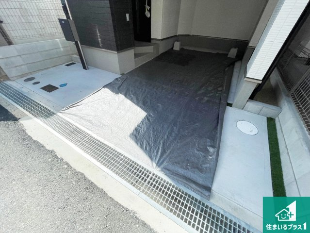 神戸市東灘区魚崎南町　新築一戸建ての駐車場|駐車スペース！散水栓があるので、こまめに愛車を洗えます！