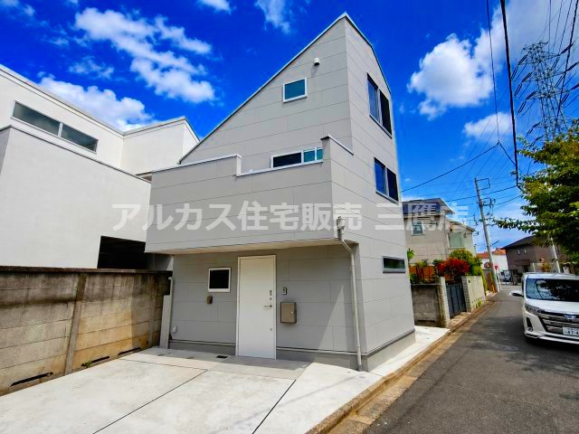 世田谷区北烏山5丁目　京王線　千歳烏山駅　新築戸建