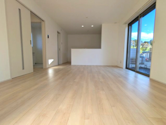 水戸市見川３丁目964番の居間・リビング|１日の長い時間を過ごすリビング自然と家族が集まる空間！家族団らんの時間を優しく見守るリビング～♪♪