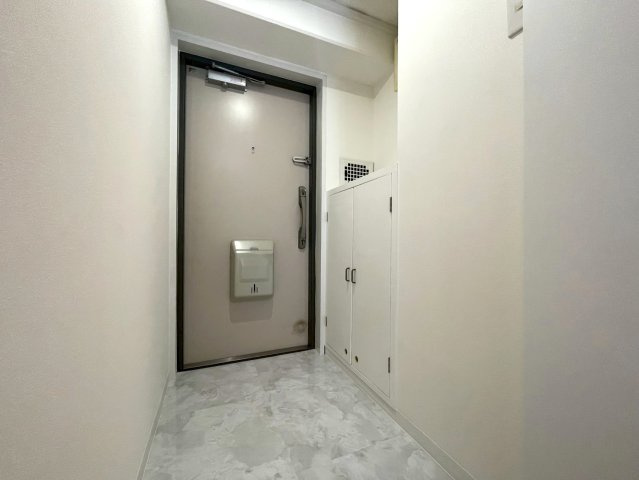 ◆２０２５年１２月リフォーム完了◆南向きバルコニー◆収納豊富◆向島ニュータウン２街区Ｂ棟の玄関|玄関