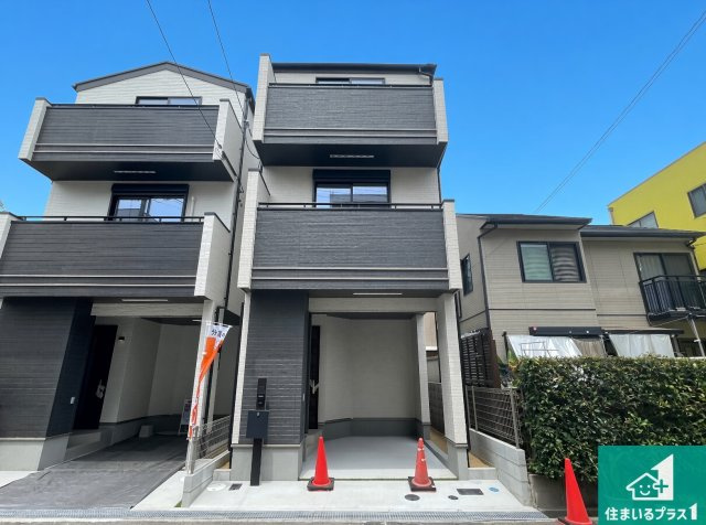神戸市東灘区魚崎南町　新築一戸建ての外観|お客様に長く安心して住んでいだだける事にこだわった家づくり！住んでからのアフターサービスにもしっかりと取り組んでいます！