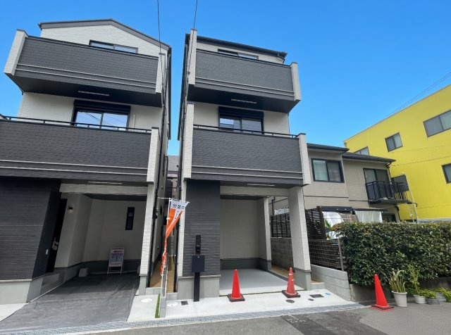 神戸市東灘区魚崎南町　新築一戸建ての外観|安心の10年保証！外観を美しく保ち、雨水で汚れを落とします！気になることがありましたら、お気軽にお問い合わせください！