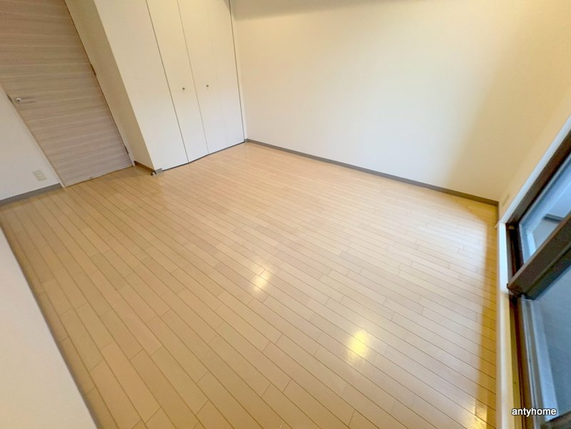 グランツ西大橋　仲介手数料無料の洋室