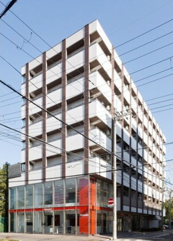 カルミア・甲子園の外観