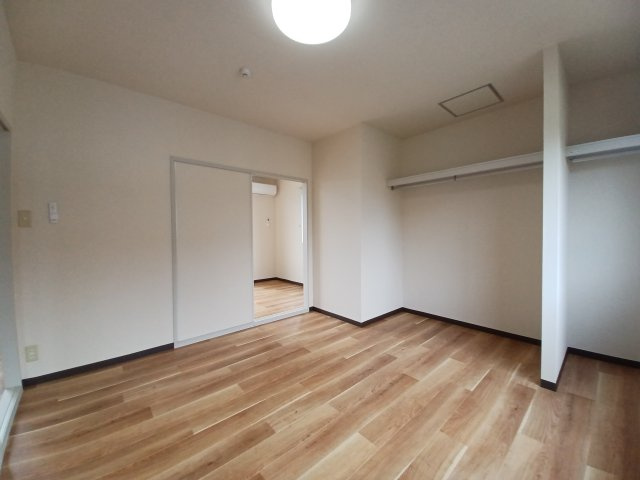 ブルーム光台
