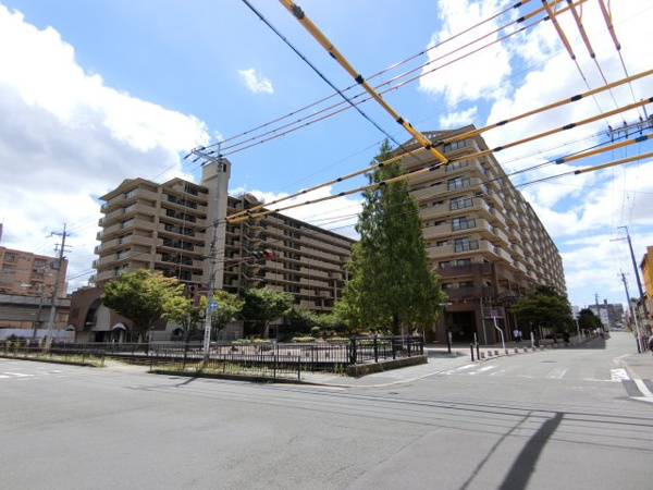 ファミールガーデン二条駅前 東棟