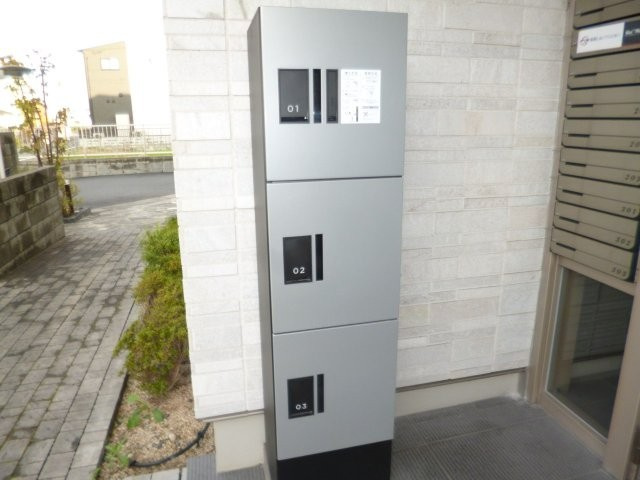 ヴェントフェリーチェBのその他共用部分|宅配ボックス