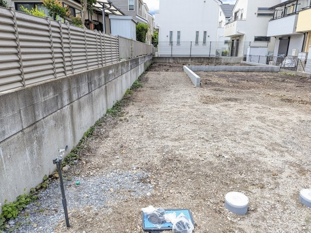 八王子市　台町　新築一戸建ての駐車場|～2台駐車可能カースペース～