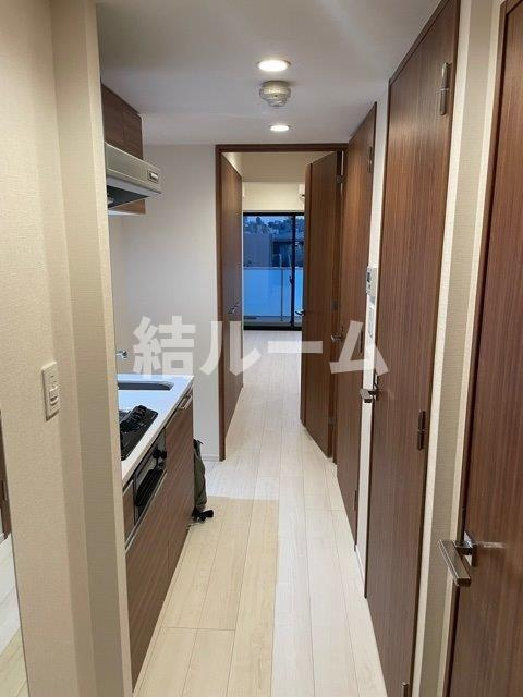 板橋区本町の賃貸マンションの玄関