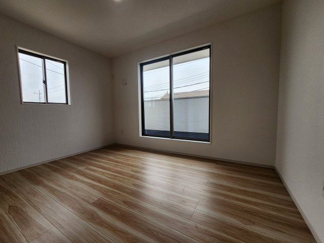 アーバンスタイルKIP高崎市島野町1期の洋室|現地撮影
