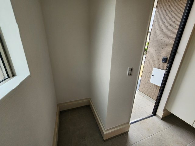 アーバンスタイルKIP高崎市島野町1期の玄関|現地撮影