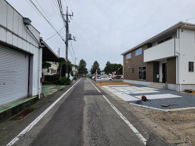 アーバンスタイルKIP高崎市島野町1期の前面道路含む現地写真|現地撮影