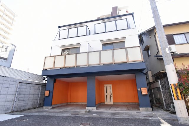 西田町テラスハウス