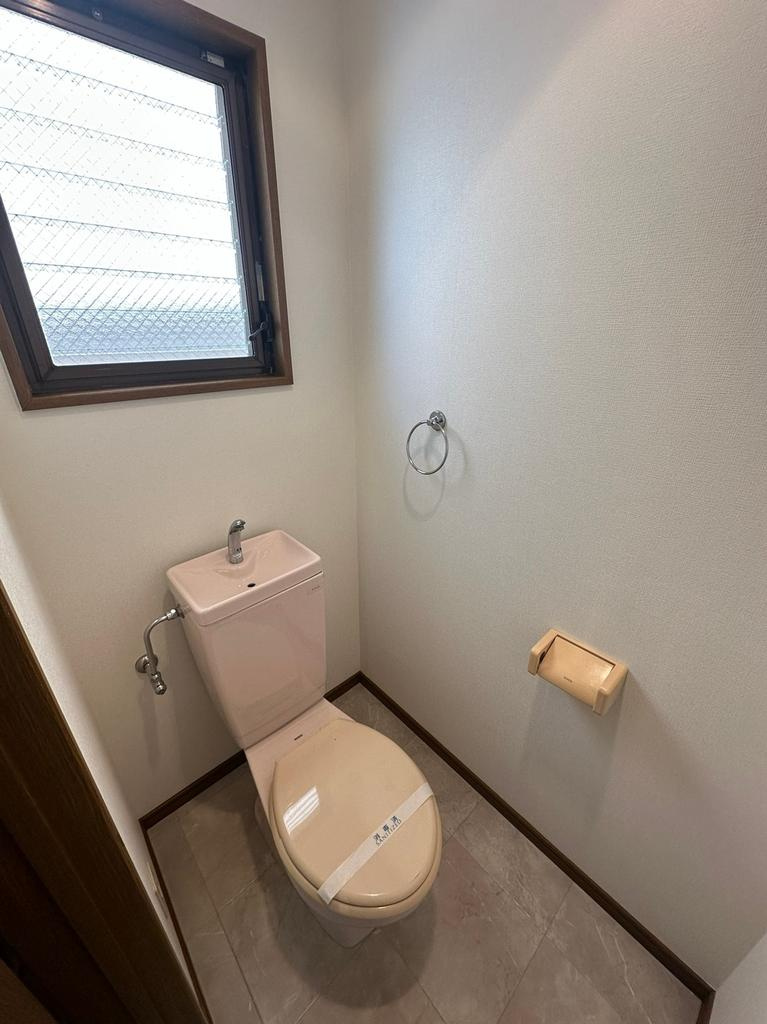 フィールド大石のトイレ|ゆったりとした空間のトイレです