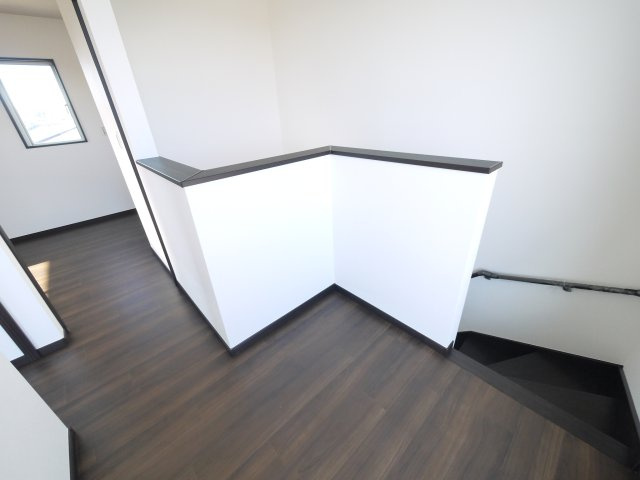 長生郡一宮町東浪見　中古戸建の内装|ワイドバルコニーから海が見えます。海岸まで120ｍ　サーフハウス外シャワー完備 土地約81坪
