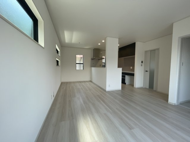 明石市二見町西二見　戸建の居間・リビング