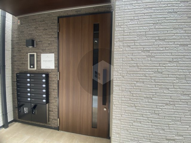D porta clairのエントランス