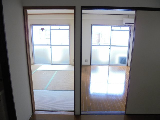 エミール三田の内装