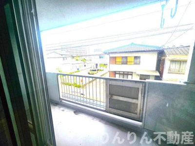 【バルコニー】 | 山本マンション | 陽当たり良好なバルコニーです