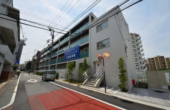 カスタリア本駒込の外観