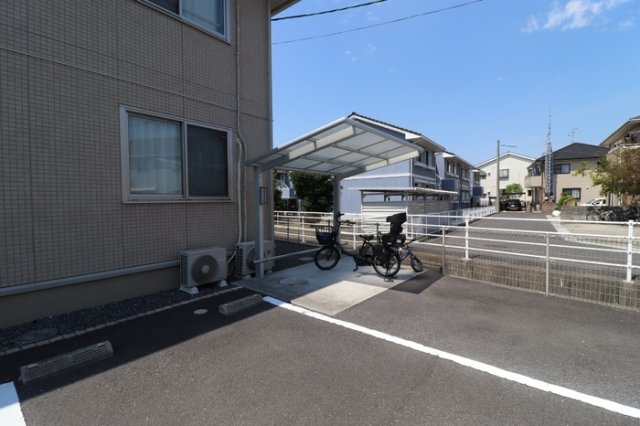 グランド　ソレイユ　A棟