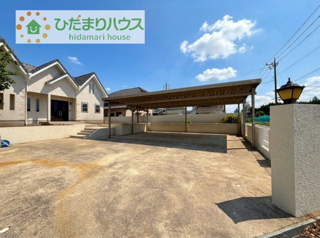 【駐車場】 | つくば市安食　中古戸建 | マイホームなら駐車場代がかかりません！しかも、自宅の駐車場で洗車ができます！今までコイン洗車に行っていた手間も省けて、節約にもつながります(^^♪
