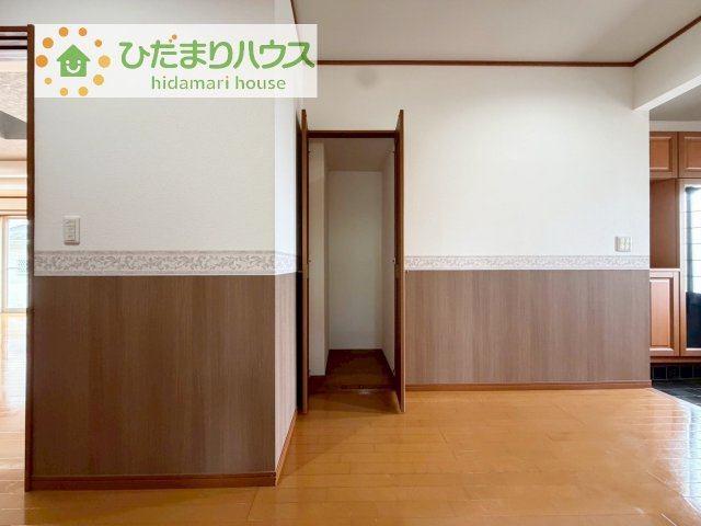 【収納】 | つくば市安食　中古戸建 | 家族みんなで共同で使える便利な廊下収納！