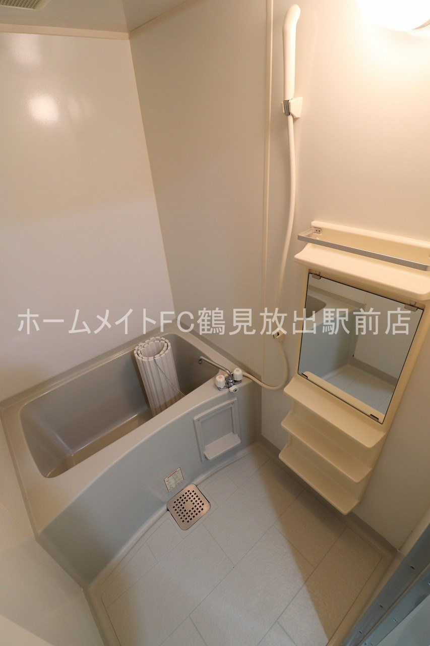 大阪市鶴見区今津南４丁目の賃貸マンションの浴室