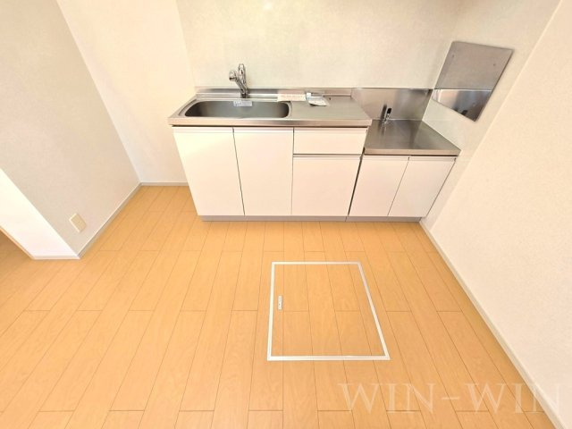 アイランド花月 Ⅱのキッチン|イメージ（同建物内・同間取りの写真）