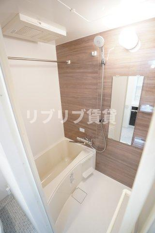 ジェノヴィア西千葉の浴室