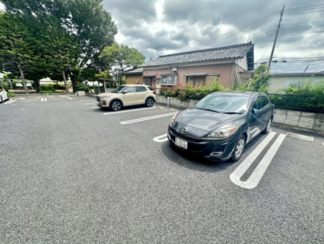 オペラハウス宮子の駐車場