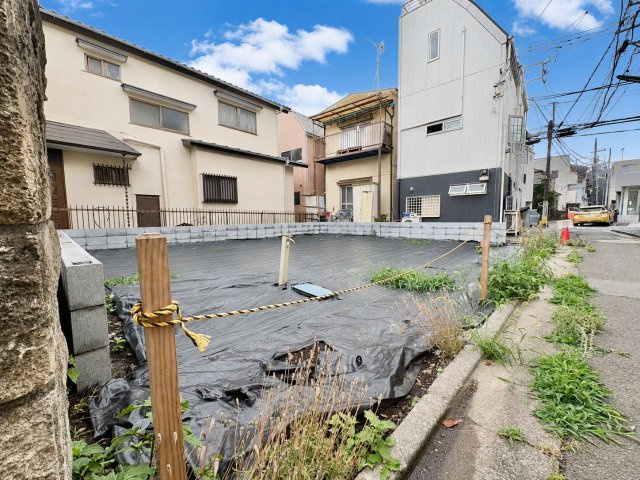 世田谷区太子堂3丁目　建築条件無し売地の前面道路含む現地写真|2026.06.08撮影

現地ご見学希望・資料請求などお気軽にお問い合わせ下さい！
03-5990-5201