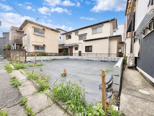 世田谷区太子堂3丁目　建築条件無し売地の前面道路含む現地写真|2026.06.08撮影

現地ご見学希望・資料請求などお気軽にお問い合わせ下さい！
03-5990-5201