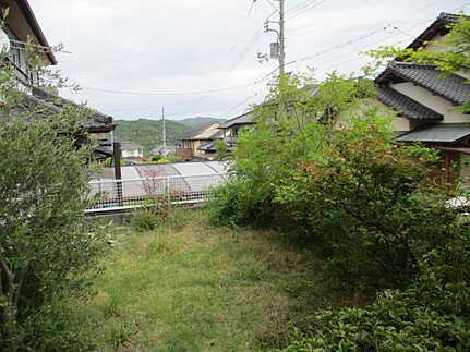 広島市佐伯区河内南１丁目　中古一戸建ての庭